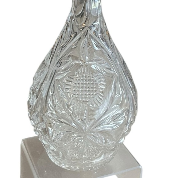 Vintage Decanter Lead Crystal Cut Glass With Stopper bar liquor 16" tall - Picture 2 of 6